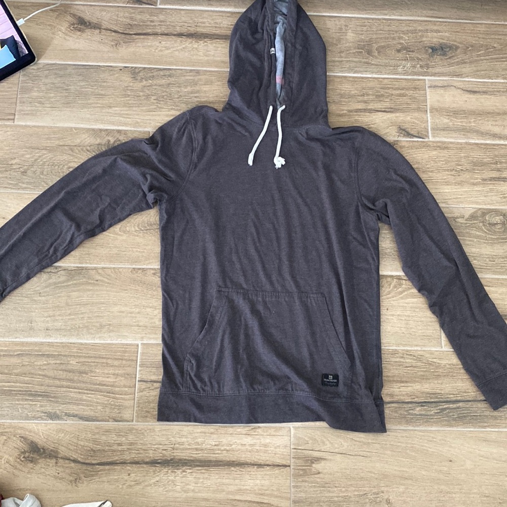 Quicksilver long sleeve hooded tee